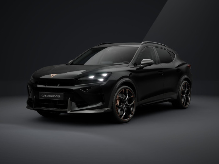 CUPRA Formentor VZ5 2.5 TSI 390k DSG 4WD na operativní leasing