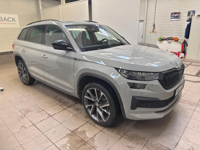Škoda Kodiaq 2,0 TSI Sportline DSG 4x4 na operativní leasing