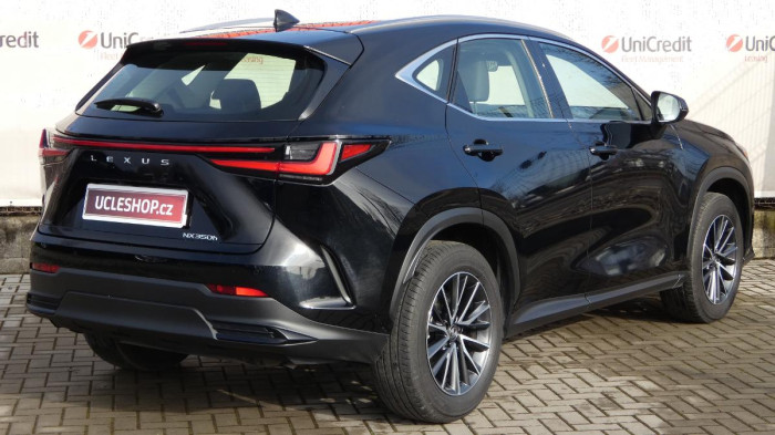 Lexus NX 350h 2.5 E-CVT Comfort Top na operativní leasing