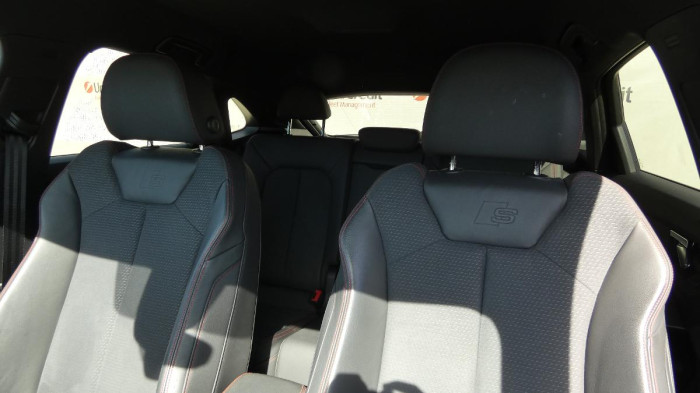 Audi Q3 Sportback 40 TFSI quattro S li na operativní leasing