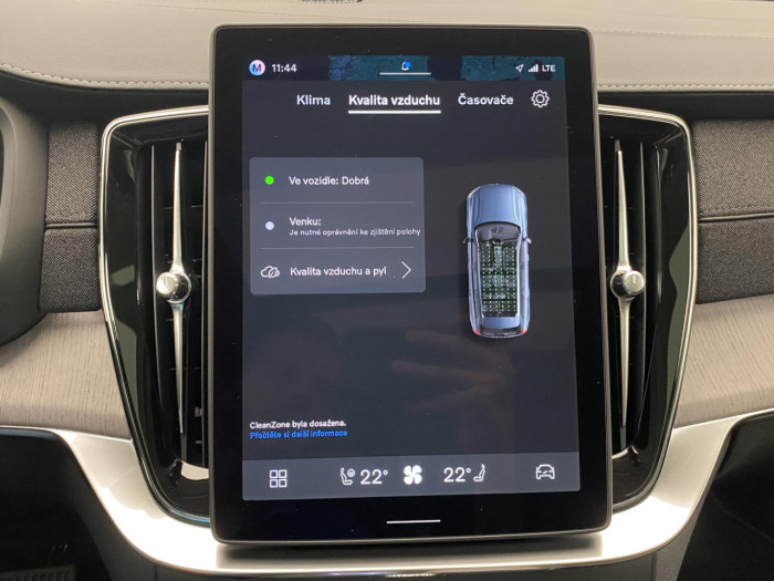 Volvo XC90 T8 AWD Plug-in DARK PLUS 7m na operativní leasing