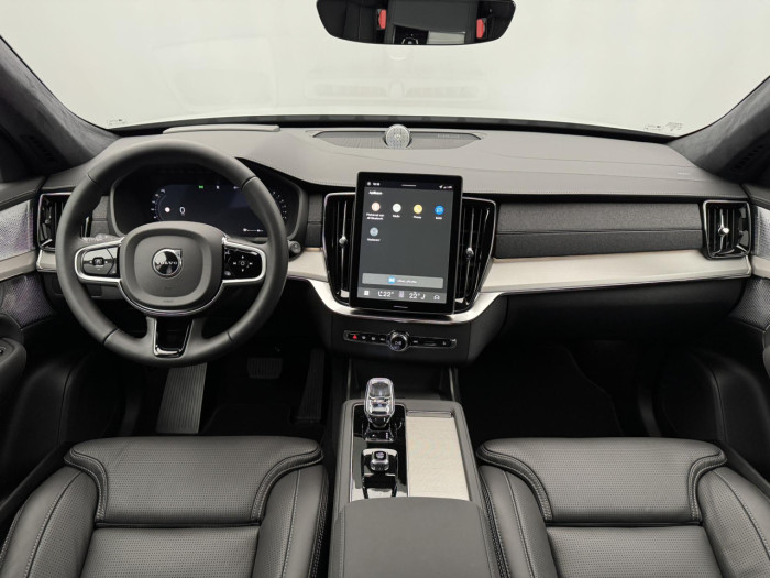 Volvo XC90 B5 AWD AUT BLACK EDITION ULTRA 2.0 Edition na operativní leasing