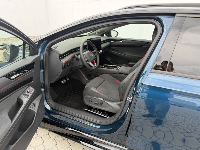 Volkswagen ID.7 Tourer GTX People 86kWh 4Motion / 250kW na operativní leasing