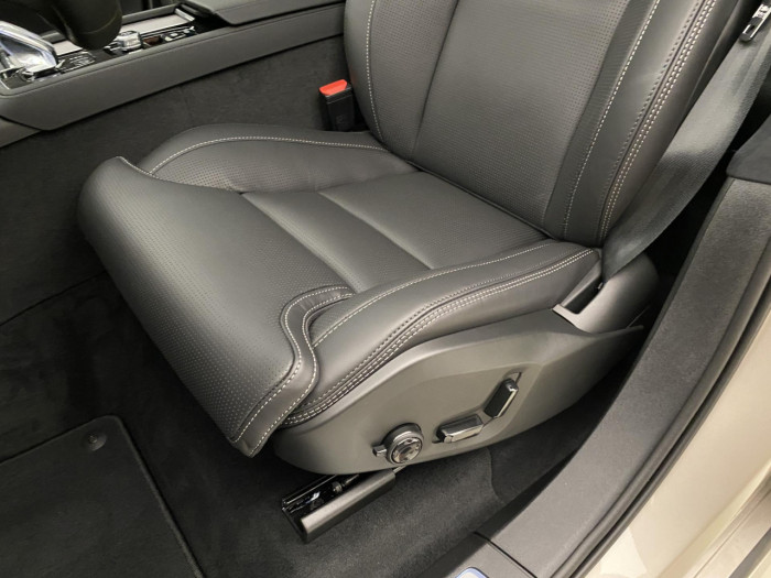 Volvo XC90 T8 AWD Plug-in BRIGHT ULTRA na operativní leasing