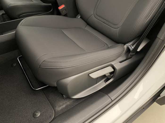 Volvo EX30 P5 LONG RANGE ELETRIC PLUS na operativní leasing