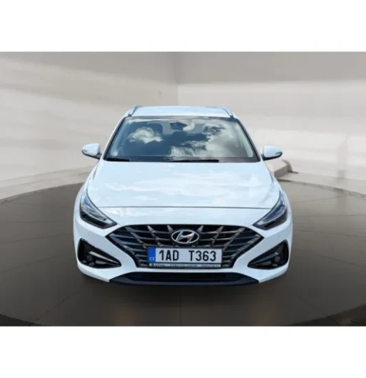 Hyundai i30 kom.1.5T-GDI Smart 5d na operativní leasing