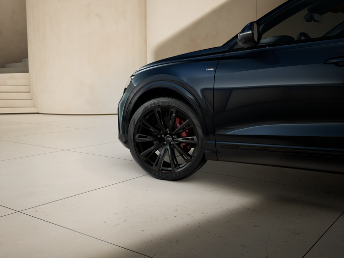 Audi Q8 SUV TDI quattro 210 kW na operativní leasing