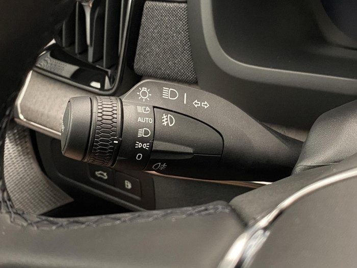 Volvo XC90 T8 AWD Plug-in BRIGHT ULTRA na operativní leasing