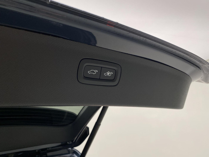 Volvo XC90 B5 AWD AUT BRIGHT PLUS 7míst na operativní leasing