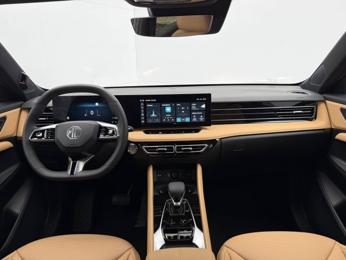 MG HS EXCLUSIVE HEV 1,5TGI / 165kW na operativní leasing