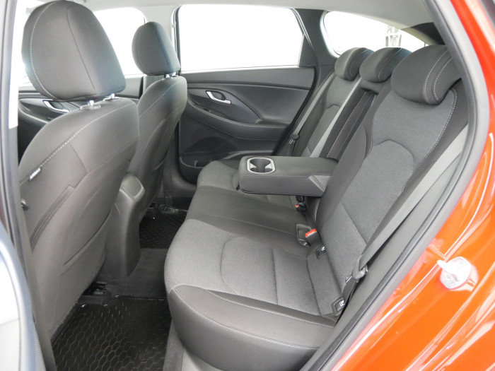 Hyundai i30 1.0 T-GDi 88 kW Smart na operativní leasing