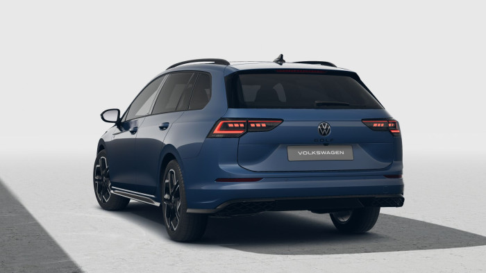 Volkswagen Golf V. R-line People 1,5 eTSI 7DSG mHEV na operativní leasing