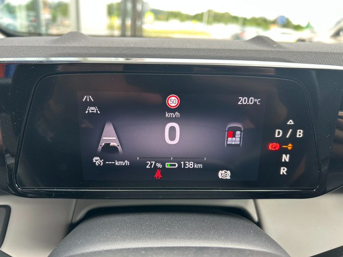 52 kWh 125 kW/170 k na operativní leasing