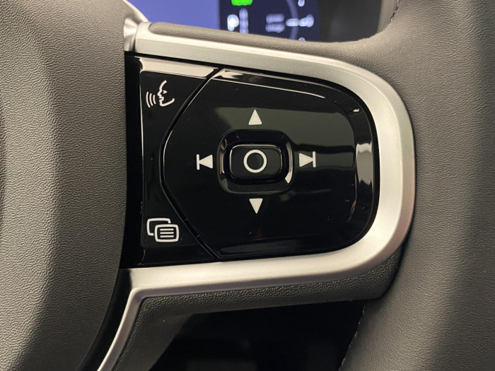 Volvo XC90 T8 AWD RECHARGE BRIGHT ULTRA na operativní leasing