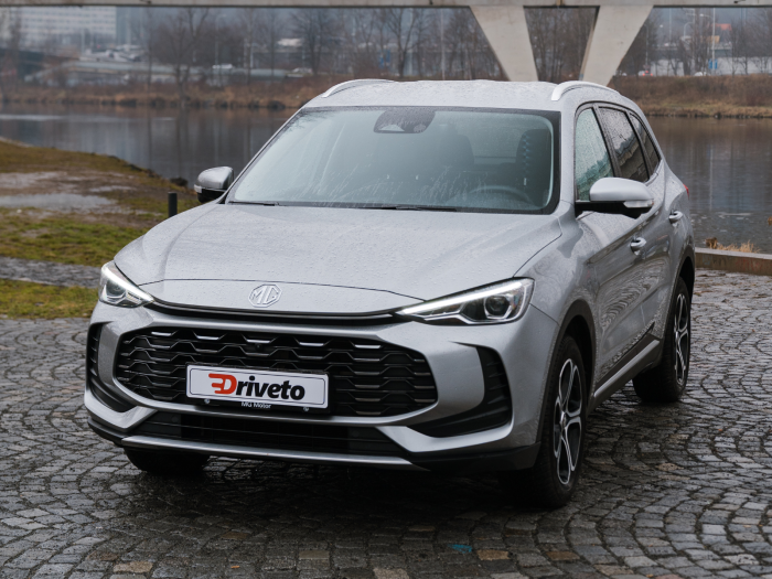 MG ZS Emotion HYBRID+ 1.5i HEV 143 kW Benzín Automatická převodovka na operativní leasing