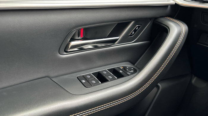 Mazda CX-60 2.5 PHEV Homura COSO na operativní leasing