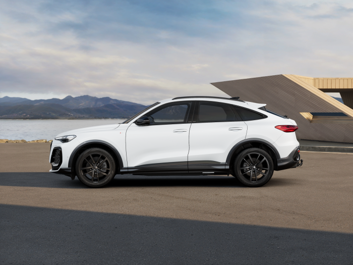 Audi Q5 Sportback TDI 150kW quattro STR na operativní leasing