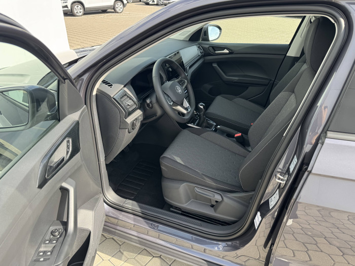 Volkswagen T-Cross People 5G 1,0TSI / 70kW na operativní leasing
