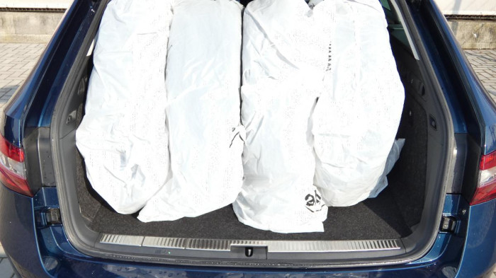 Škoda Superb 1.4 TSI iV Ambition DSG na operativní leasing