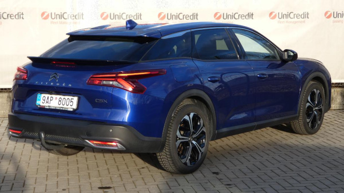Citroën C5 X 1.6 PureTech 180 EAT8 Shine na operativní leasing