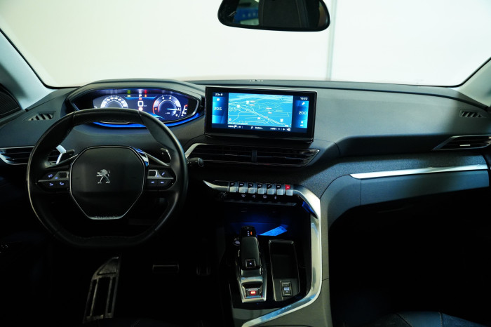 Peugeot 3008 1.5 Blue-HDi 96 kW Roadtrip na operativní leasing