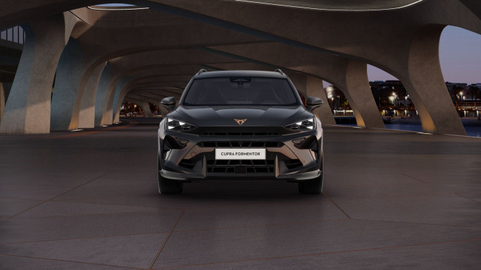 Cupra Formentor VZ5 2.5 TSI 390k DSG 4WD na operativní leasing