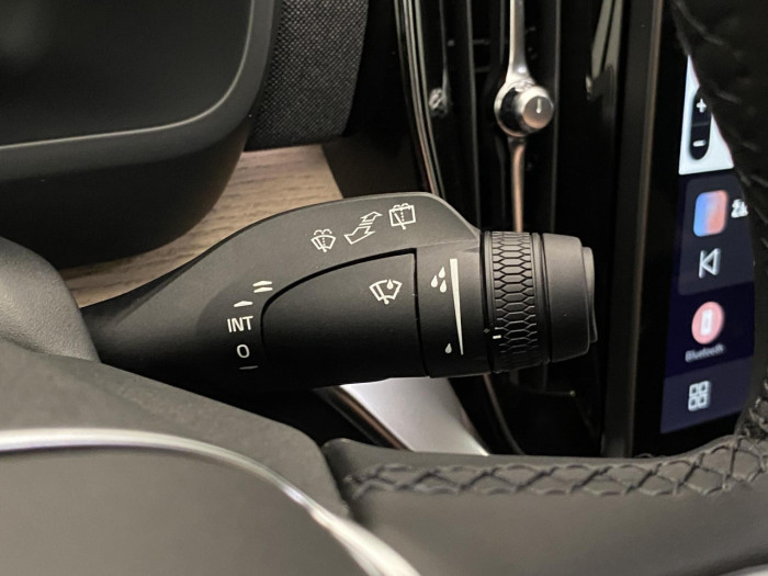 Volvo XC90 T8 AWD RECHARGE DARK PLUS 7m na operativní leasing