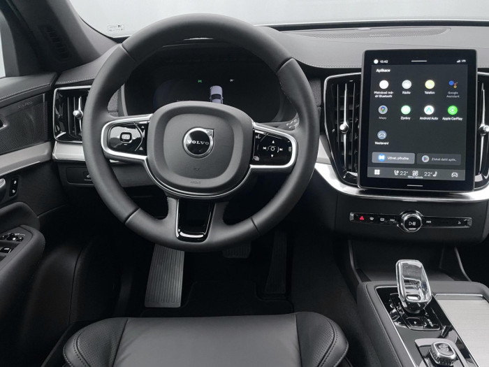 Volvo XC90 B5 AWD AUT BLACK EDITION PLUS na operativní leasing