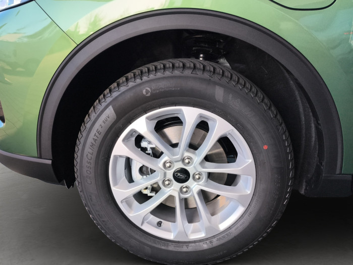 Ford Kuga 2.5 Duratec Hybrid HEV Titanium na operativní leasing