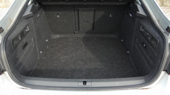 Škoda Superb 2,0 TDI DSG Style na operativní leasing