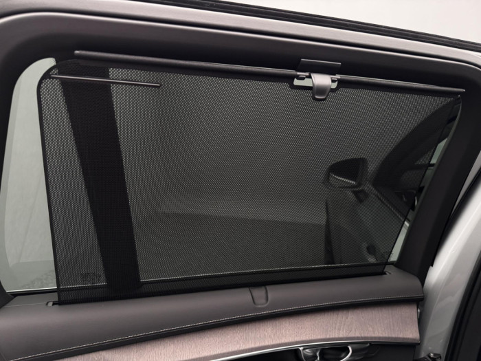 Volvo XC90 T8 AWD Plug-in BRIGHT PLUS 7m na operativní leasing