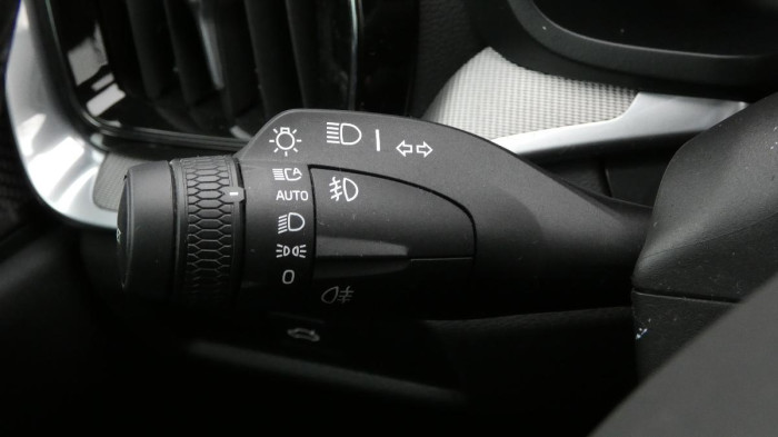 Volvo S60 B5 AWD Ultimate Dark na operativní leasing