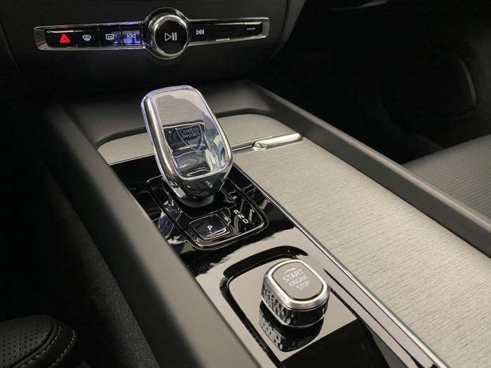 Volvo V60 B4 AUT BRIGHT PLUS na operativní leasing