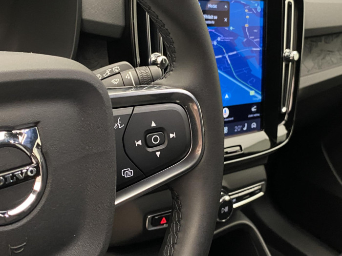 Volvo EX40 SINGLE MOTOR EXTENDED PLUS na operativní leasing