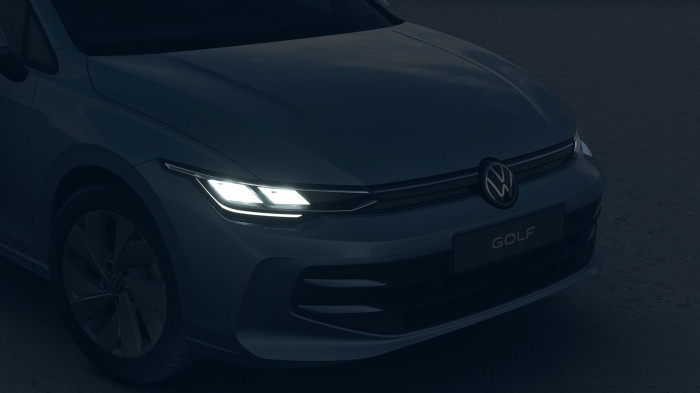 Volkswagen Golf People 1,5 eTSI 110  kW 7DSG mHEV na operativní leasing