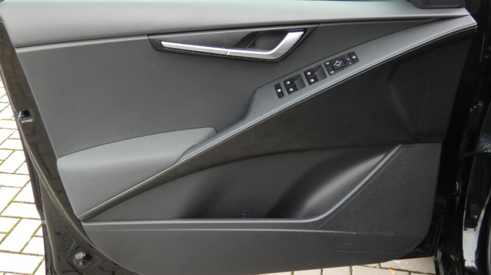 Kia Niro 1.6 GDI HEV DCT Comfort na operativní leasing