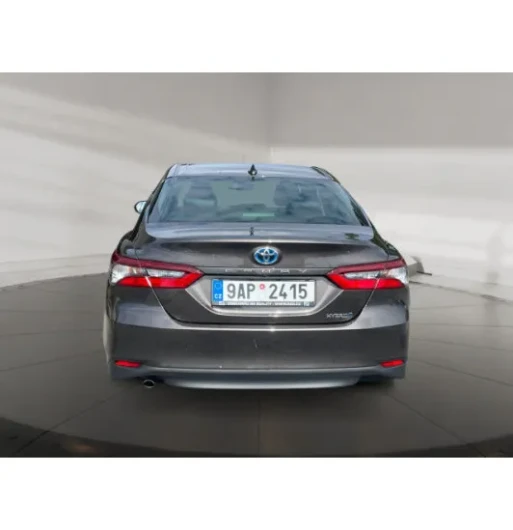 Toyota Camry 2.5 Hybrid Prestige AT na operativní leasing
