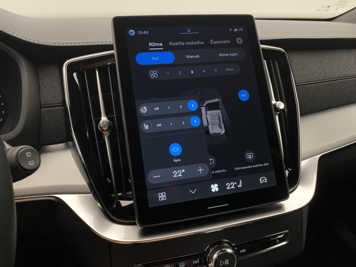 Volvo XC90 B5 AWD AUT BLACK EDITION PLUS na operativní leasing