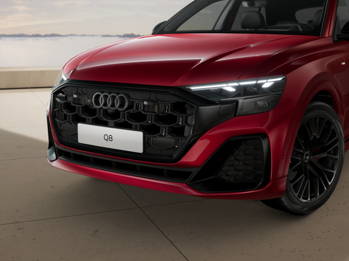 Audi Q8 SUV TDI 210kW quattro na operativní leasing