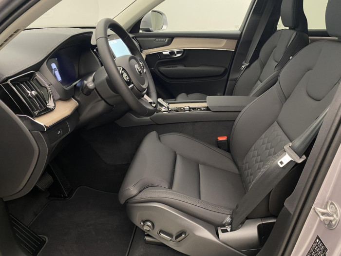 Volvo XC90 B5 AWD AUT BRIGHT PLUS na operativní leasing