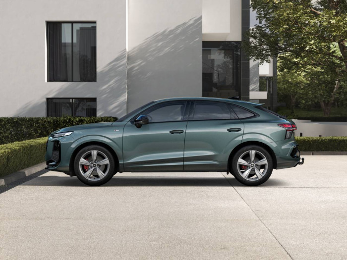 Audi Q3 Sportback 7STT 2.0TFSI / 150kW na operativní leasing