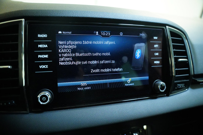Škoda Karoq 1.0 TSI 81 kW Style na operativní leasing