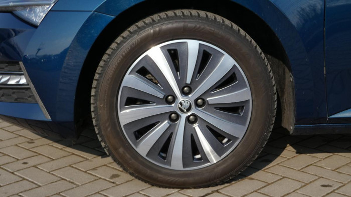 Škoda Superb 1.4 TSI iV Ambition DSG na operativní leasing