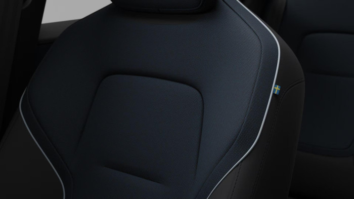 Volvo EX30 BLACK EDITION P5 ELETRIC PLUS na operativní leasing