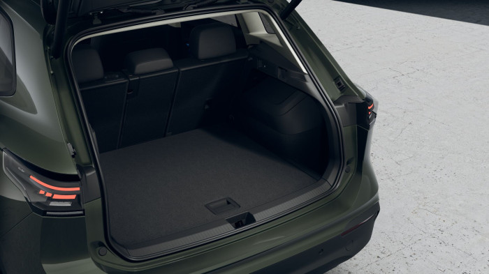 Volkswagen Tiguan People 1,5 TSI 150 kW eHybrid na operativní leasing