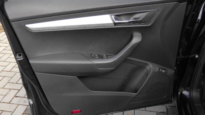 Škoda Karoq 2.0 TDI Ambition DSG na operativní leasing