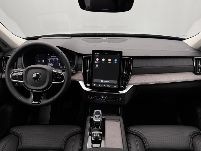 Volvo XC90 T8 AWD Plug-in BRIGHT PLUS 7m na operativní leasing