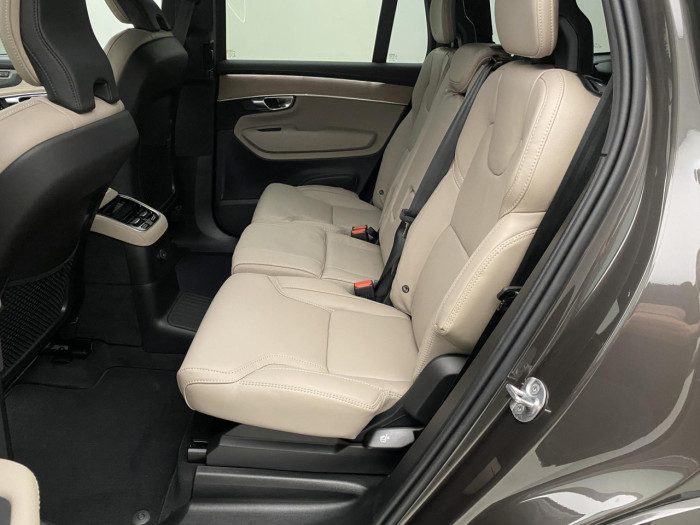 Volvo XC90 T8 AWD RECHARGE BRIGHT PLUS 7m na operativní leasing