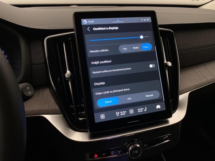 Volvo XC90 B5 AWD AUT BRIGHT PLUS na operativní leasing