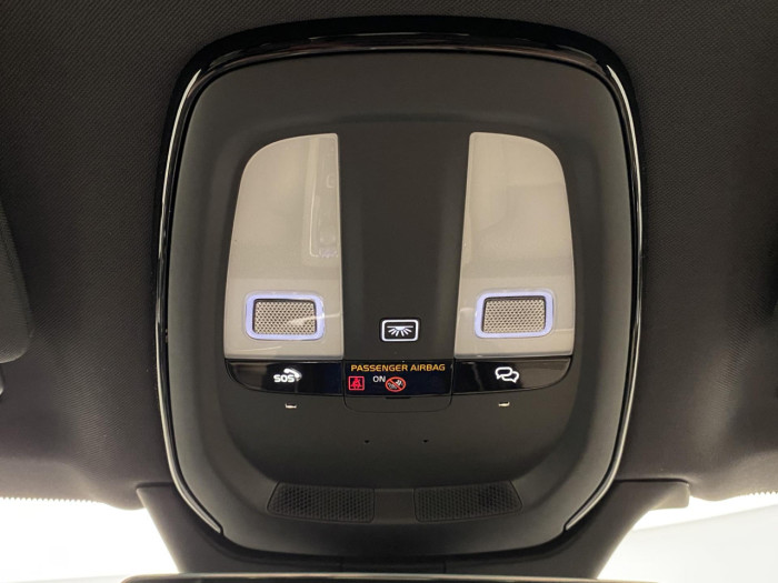 Volvo XC90 T8 AWD Plug-in BRIGHT PLUS 7m na operativní leasing